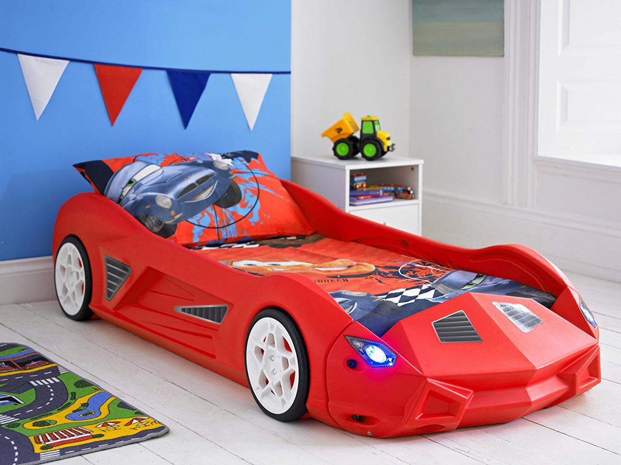 سرير اطفال على شكل , ومميزات سرير الاطفال شكل سياره - حب